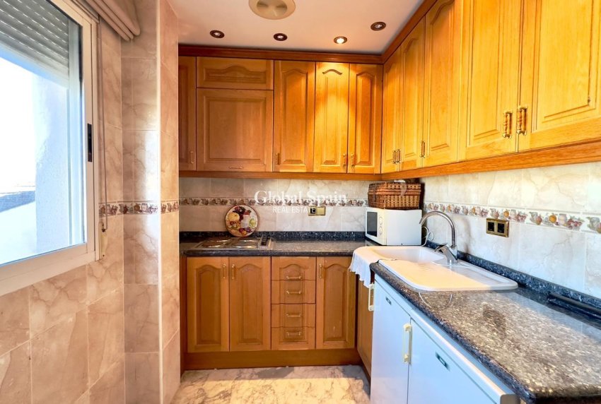 Wiederverkauf - PENTHOUSE -
TORREVIEJA - Center