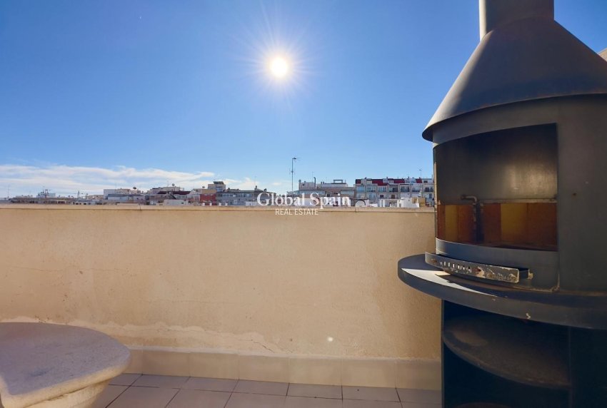 Wiederverkauf - PENTHOUSE -
TORREVIEJA - Center