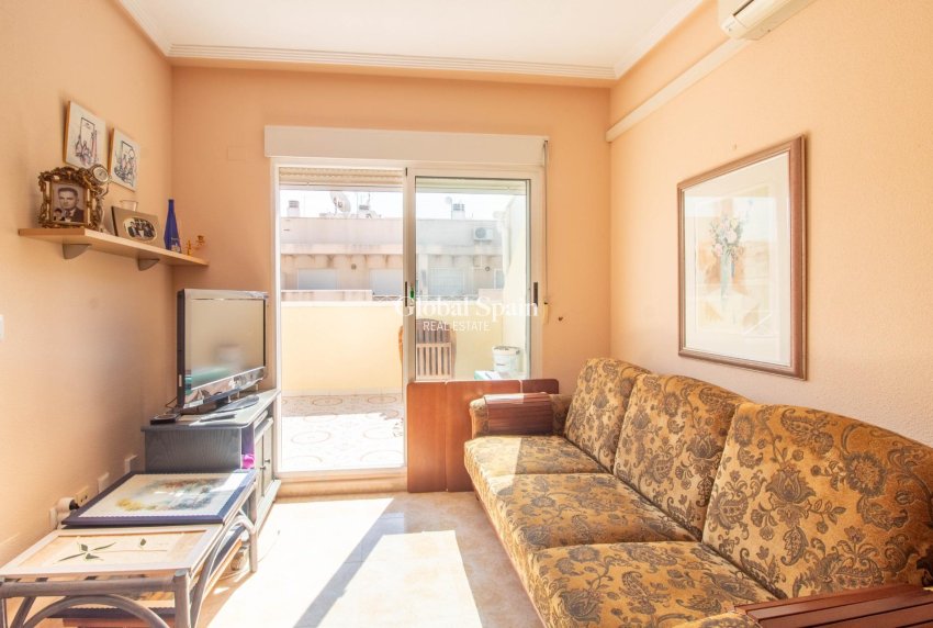Wiederverkauf - PENTHOUSE -
TORREVIEJA - Centro