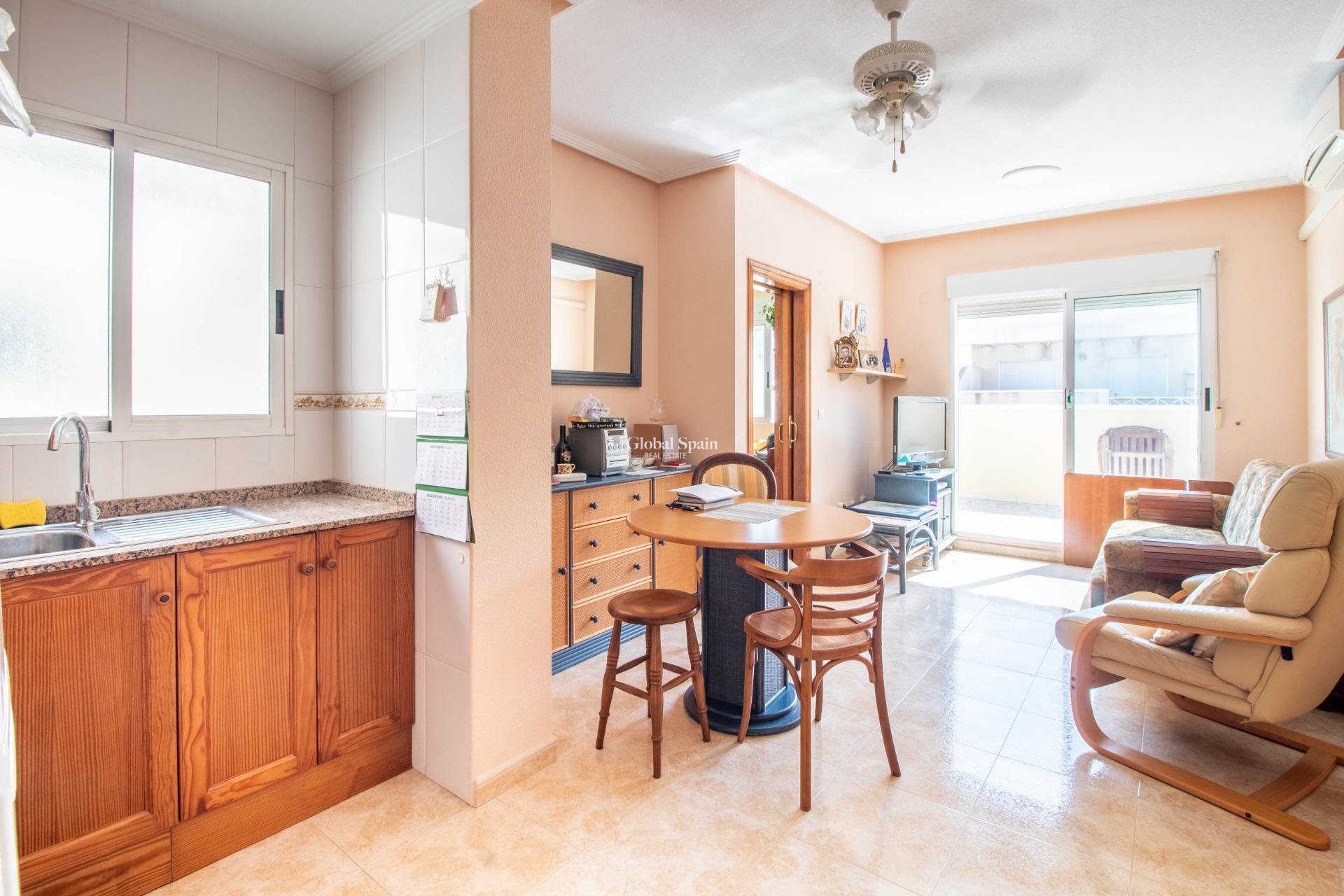 Wiederverkauf - PENTHOUSE -
TORREVIEJA - Centro