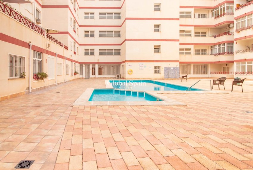 Wiederverkauf - PENTHOUSE -
TORREVIEJA - Centro