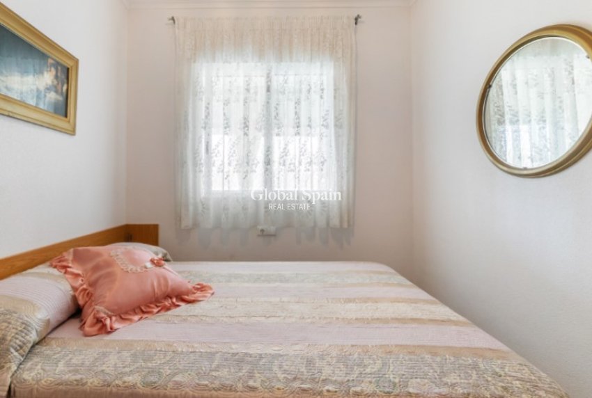 Wiederverkauf - PENTHOUSE -
TORREVIEJA - Costa Blanca