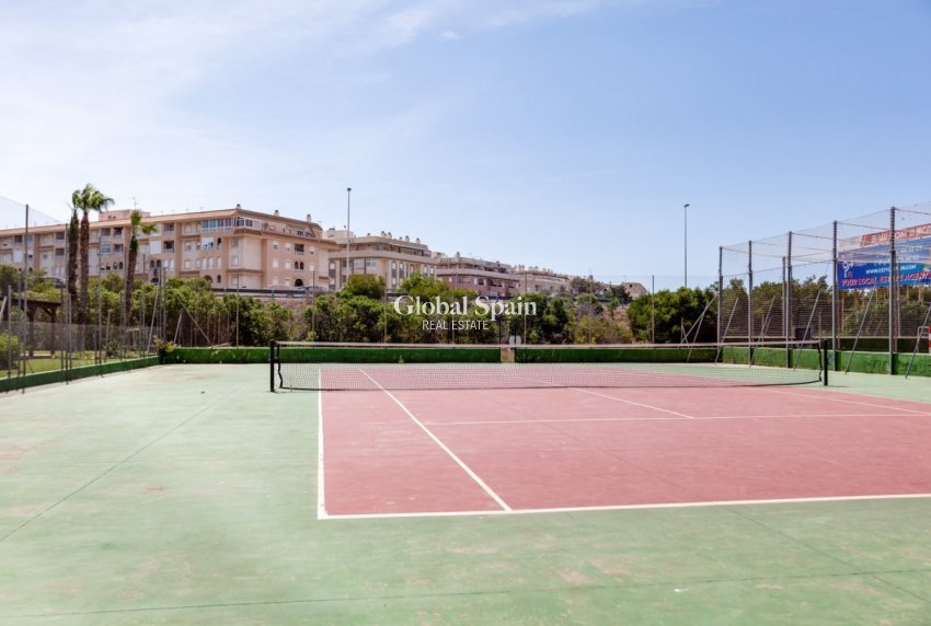 Wiederverkauf - PENTHOUSE -
TORREVIEJA - Costa Blanca