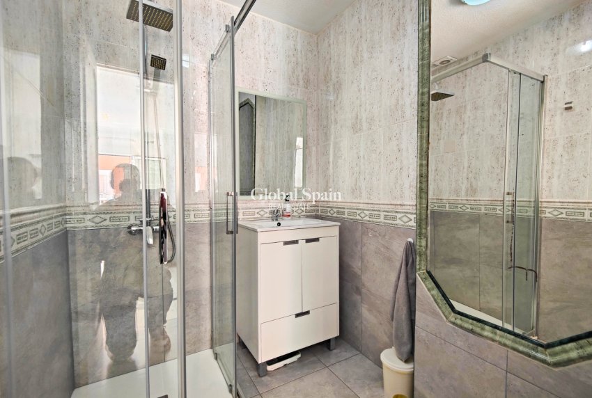 Wiederverkauf - PENTHOUSE -
TORREVIEJA - Costa Blanca