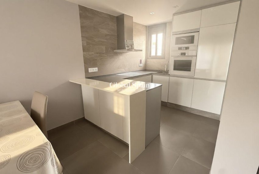 Wiederverkauf - PENTHOUSE -
TORREVIEJA - Costa Blanca