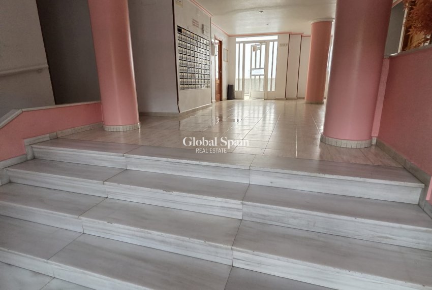 Wiederverkauf - PENTHOUSE -
TORREVIEJA - Costa Blanca