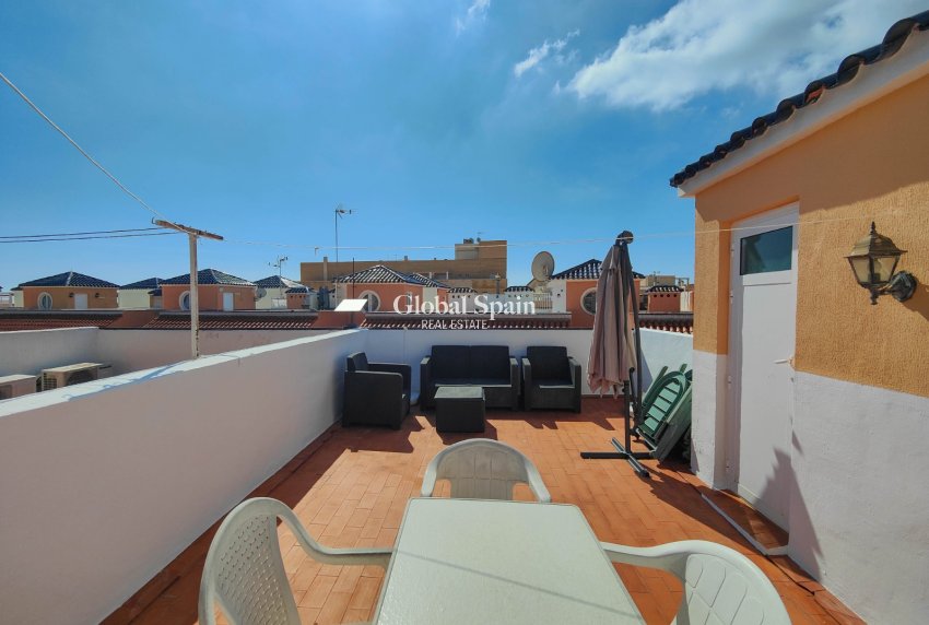 Wiederverkauf - PENTHOUSE -
TORREVIEJA - Costa Blanca