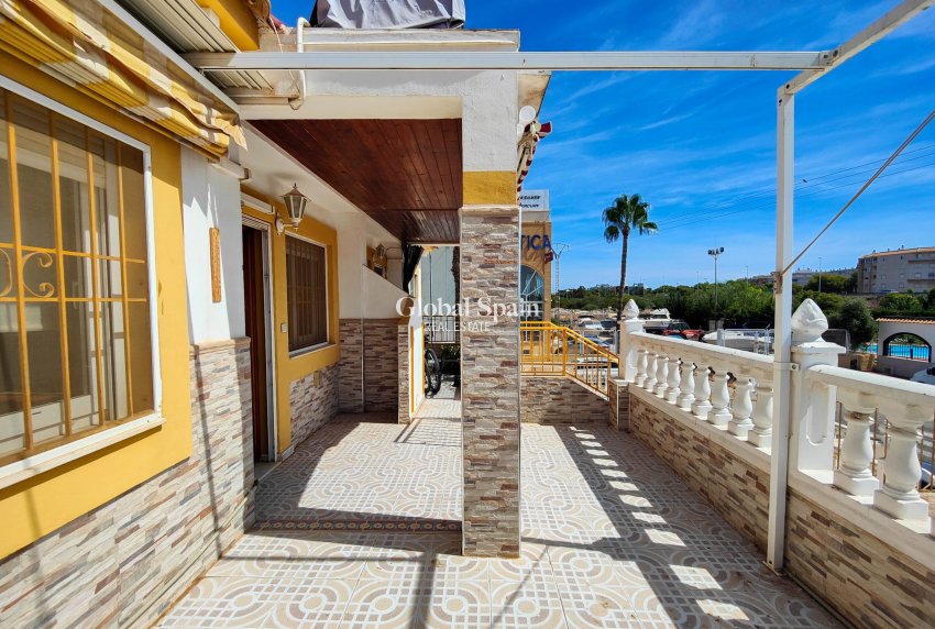 Wiederverkauf - PENTHOUSE -
TORREVIEJA - Costa Blanca