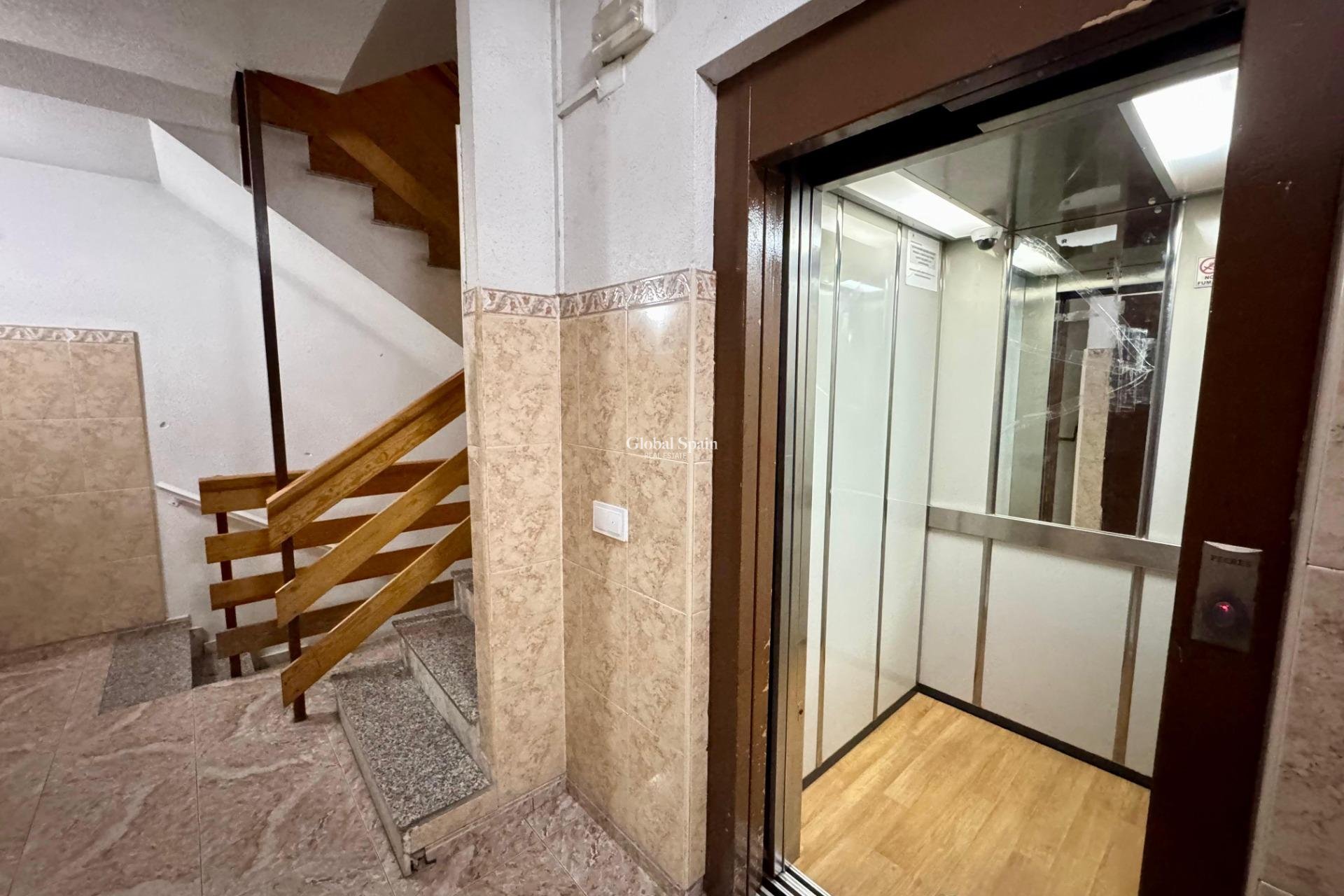 Wiederverkauf - PENTHOUSE -
TORREVIEJA - Costa Blanca