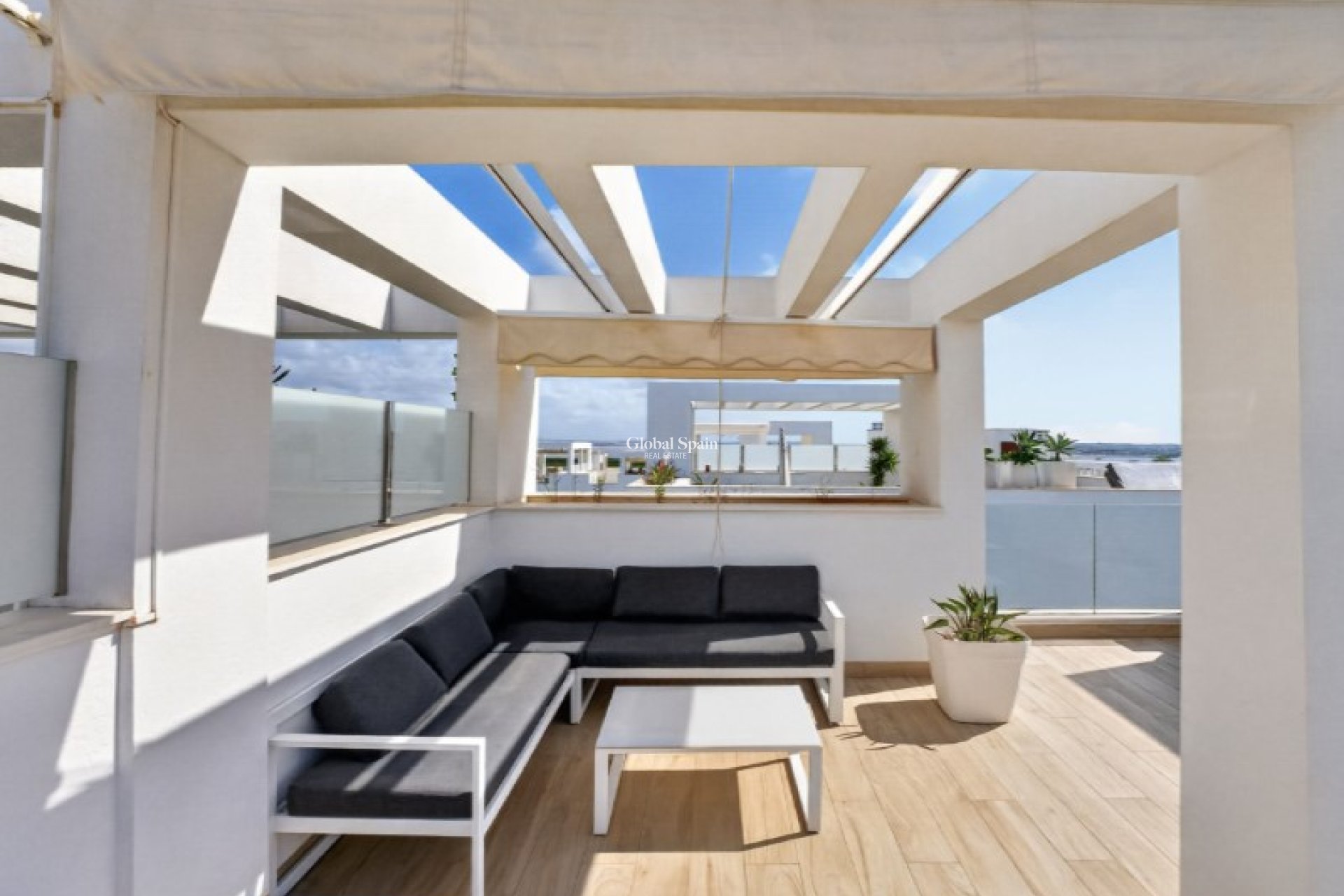 Wiederverkauf - PENTHOUSE -
TORREVIEJA - Costa Blanca