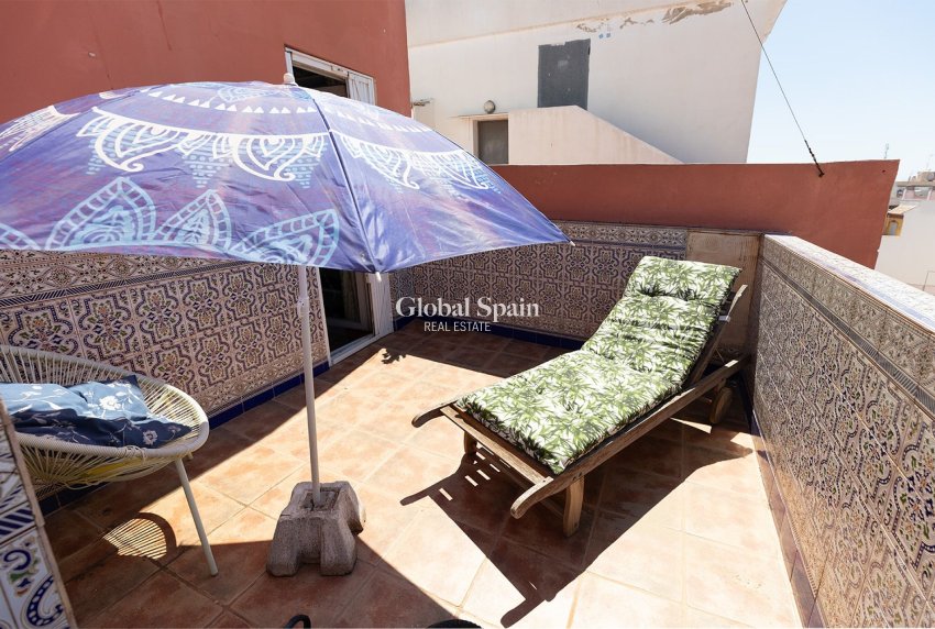 Wiederverkauf - PENTHOUSE -
TORREVIEJA - Costa Blanca