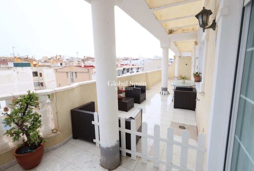 Wiederverkauf - PENTHOUSE -
TORREVIEJA - Costa Blanca
