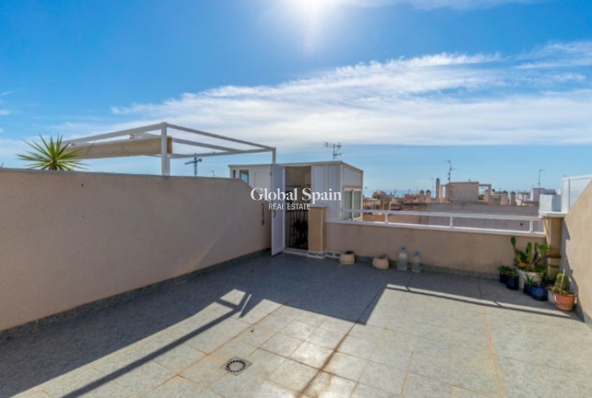 Wiederverkauf - PENTHOUSE -
TORREVIEJA - Costa Blanca