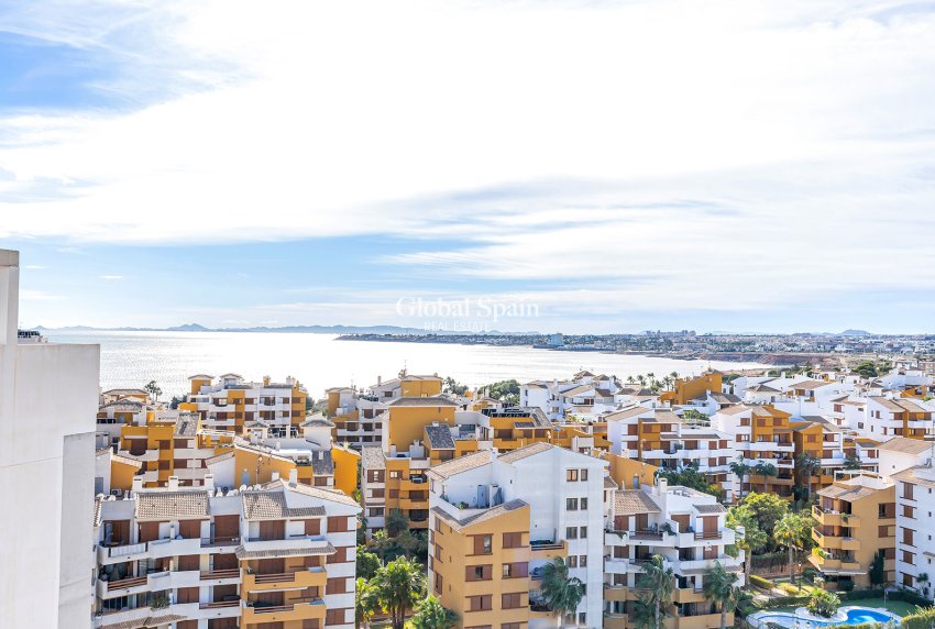 Wiederverkauf - PENTHOUSE -
TORREVIEJA - Costa Blanca