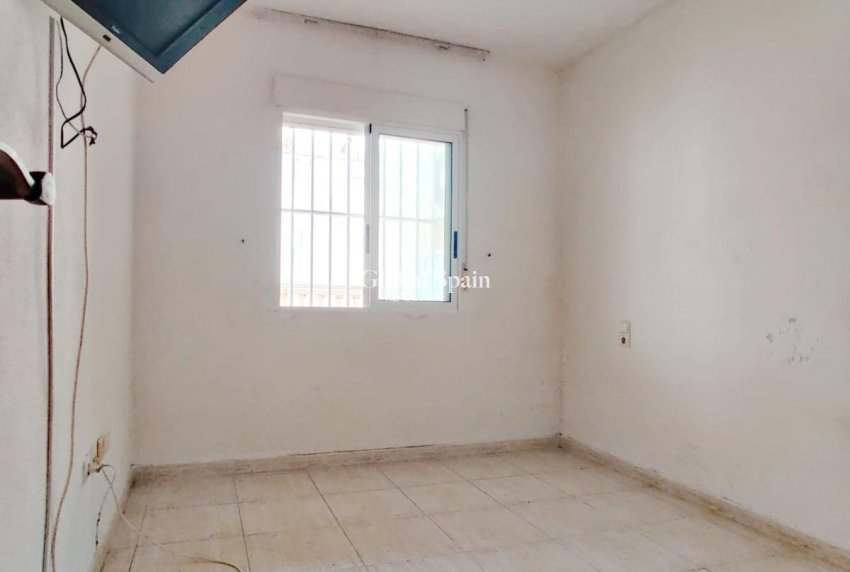 Wiederverkauf - PENTHOUSE -
TORREVIEJA - Curva Del Palangre