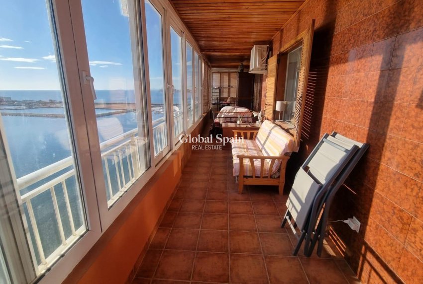 Wiederverkauf - PENTHOUSE -
TORREVIEJA - El Acequión - Los Náufragos