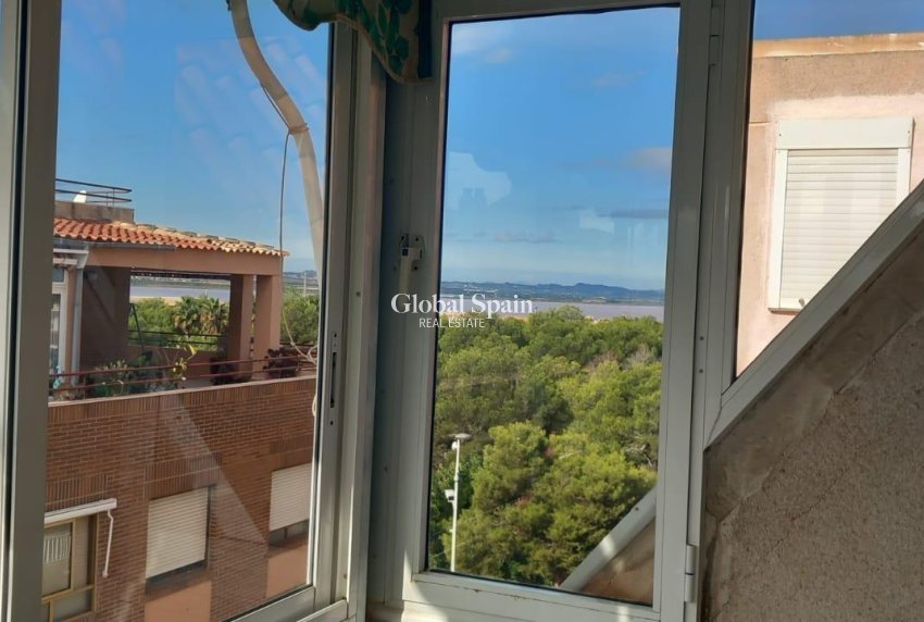Wiederverkauf - PENTHOUSE -
TORREVIEJA - El Acequión - Los Náufragos