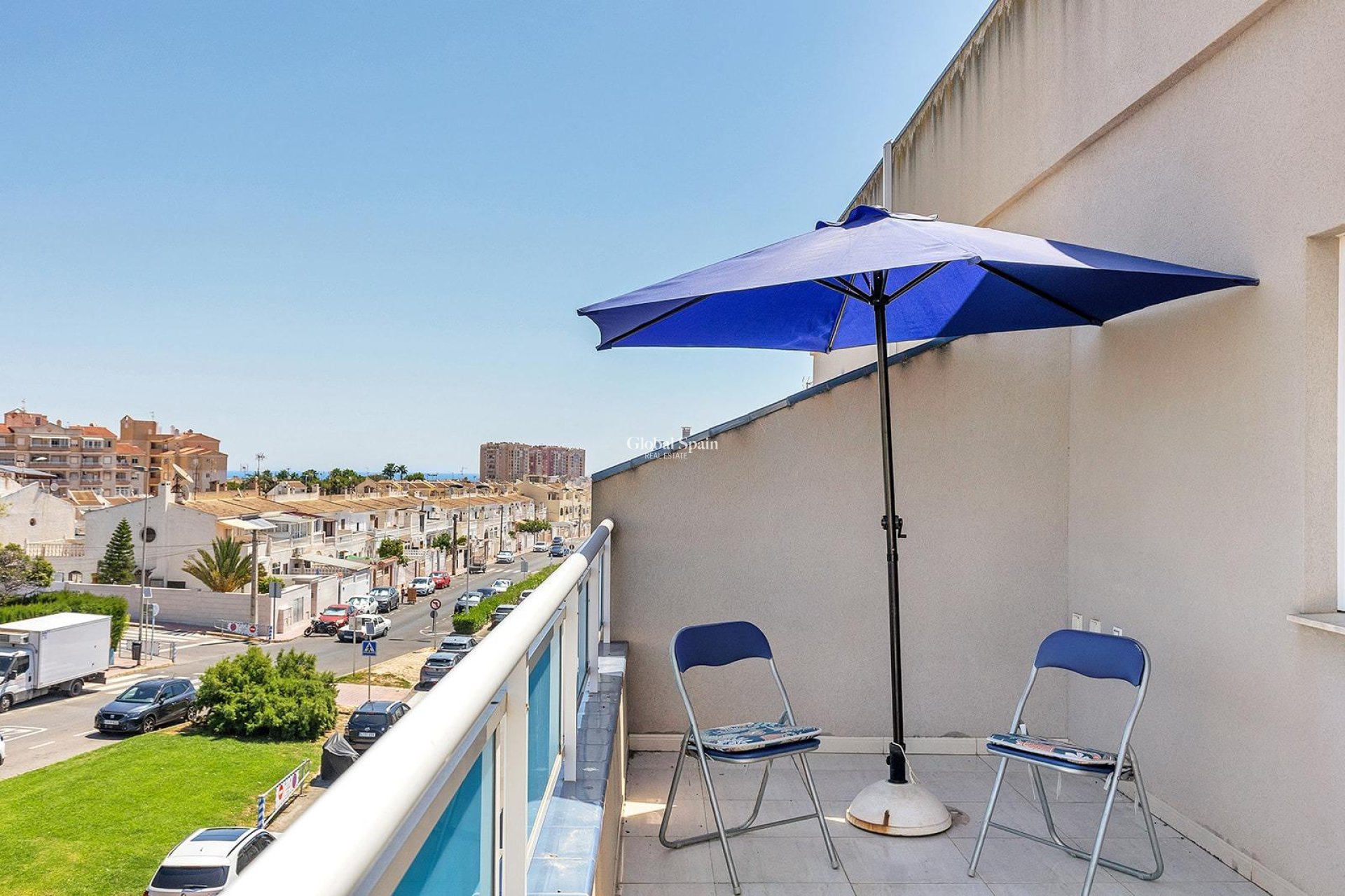 Wiederverkauf - PENTHOUSE -
TORREVIEJA - Estacion de autobuses