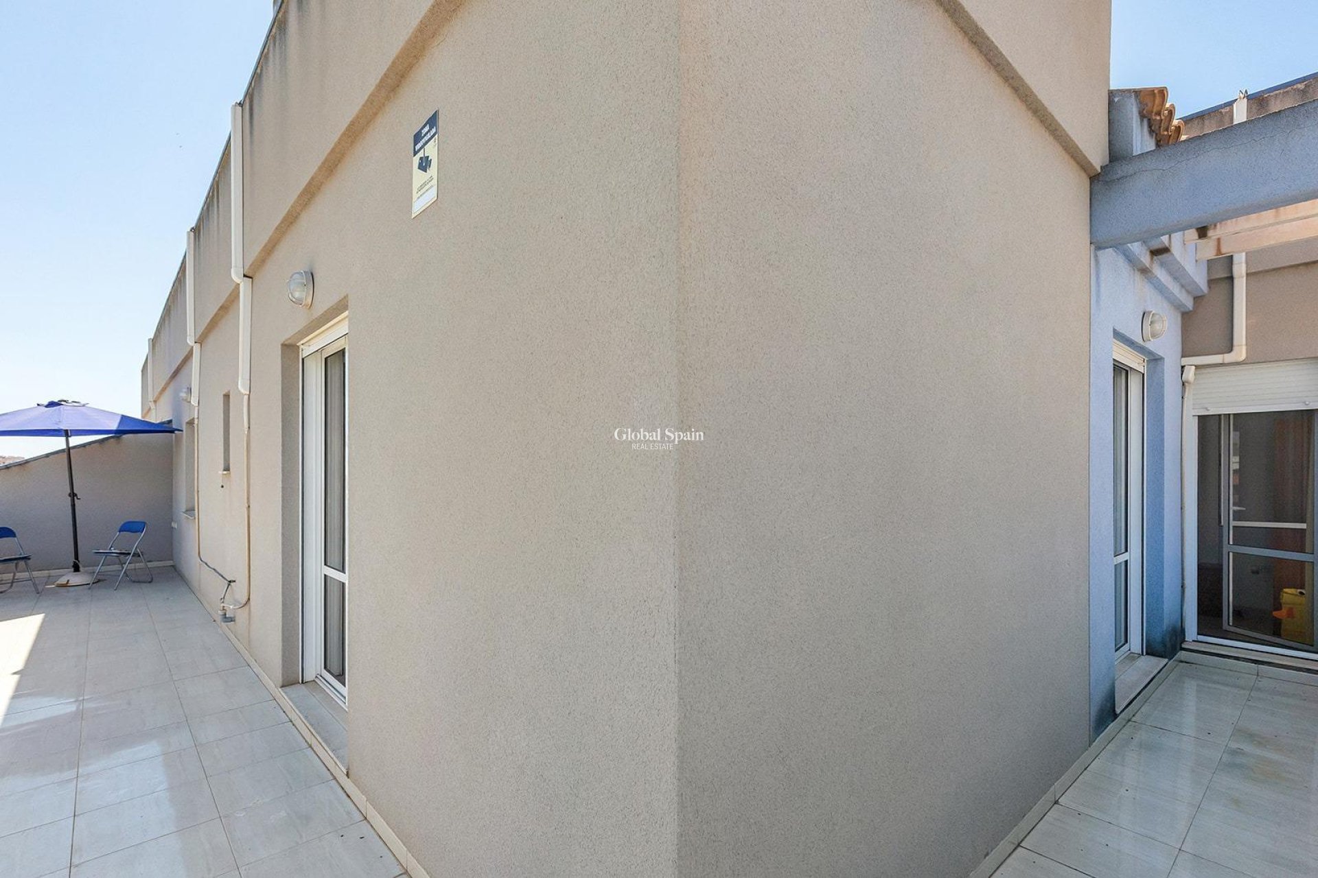 Wiederverkauf - PENTHOUSE -
TORREVIEJA - Estacion de autobuses