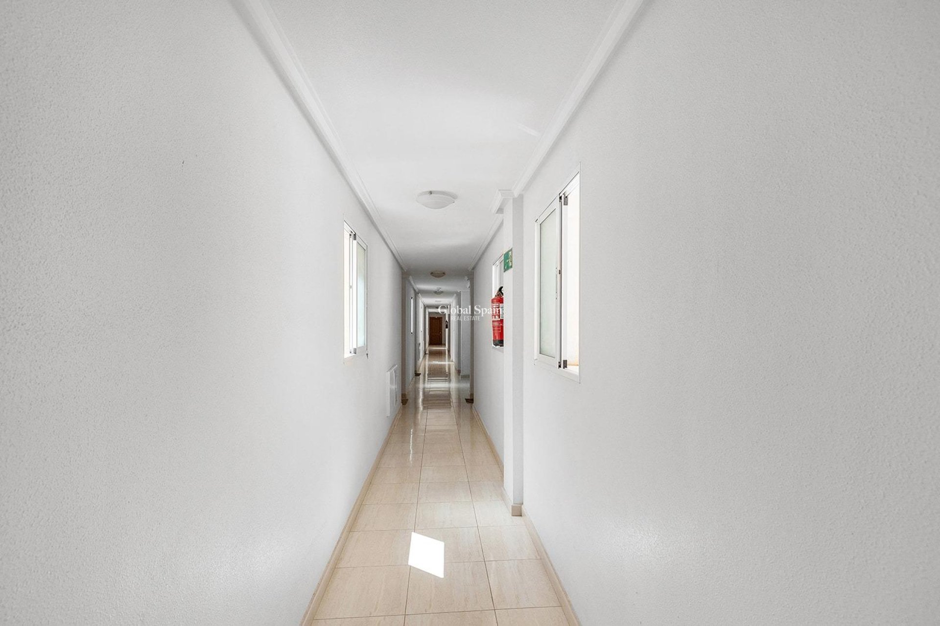 Wiederverkauf - PENTHOUSE -
TORREVIEJA - Estacion de autobuses