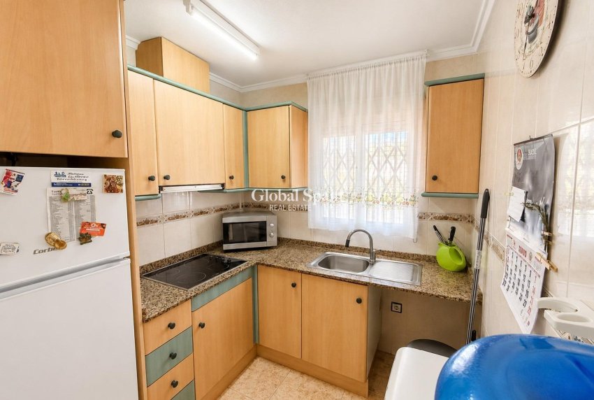 Wiederverkauf - PENTHOUSE -
TORREVIEJA - Estacion de autobuses