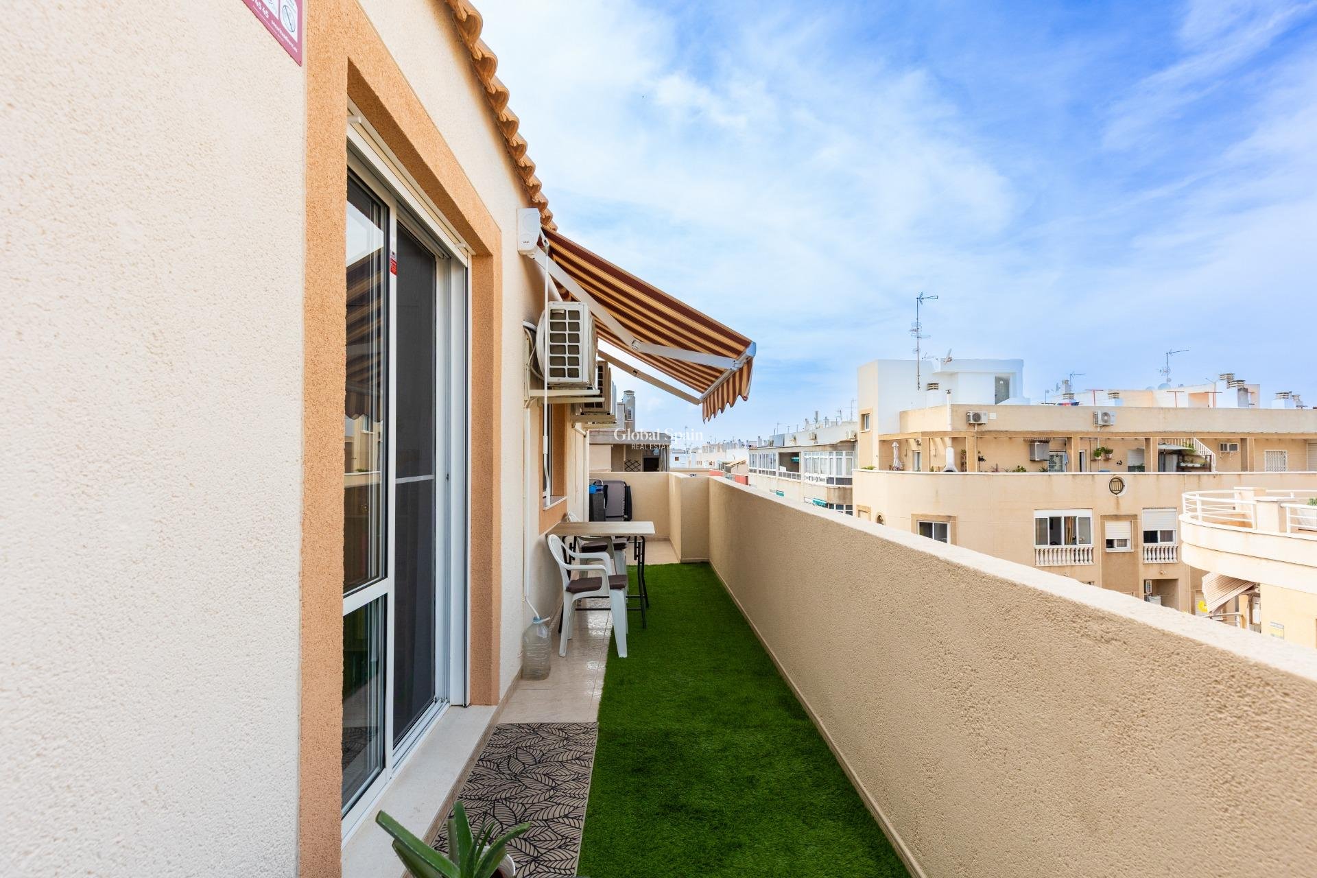 Wiederverkauf - PENTHOUSE -
TORREVIEJA - Estacion de autobuses