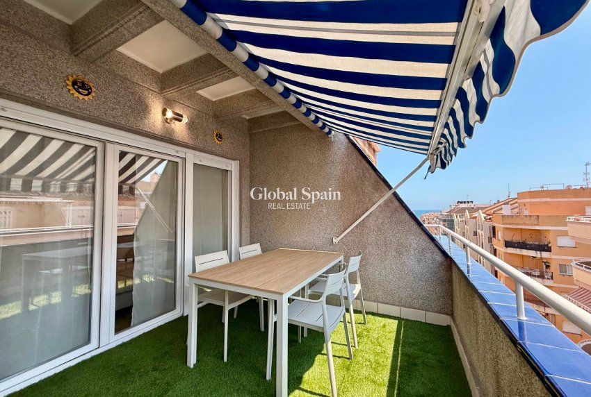 Wiederverkauf - PENTHOUSE -
TORREVIEJA - Habaneras