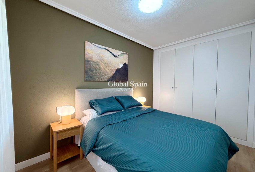 Wiederverkauf - PENTHOUSE -
TORREVIEJA - Habaneras