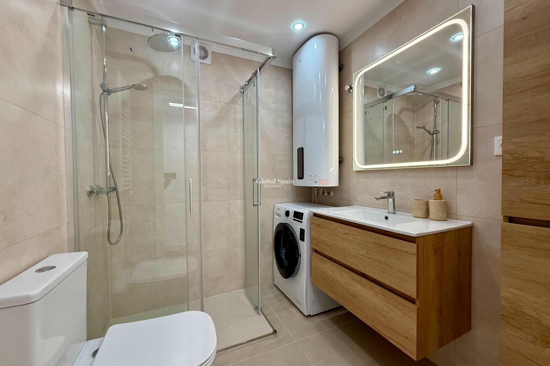 Wiederverkauf - PENTHOUSE -
TORREVIEJA - Habaneras