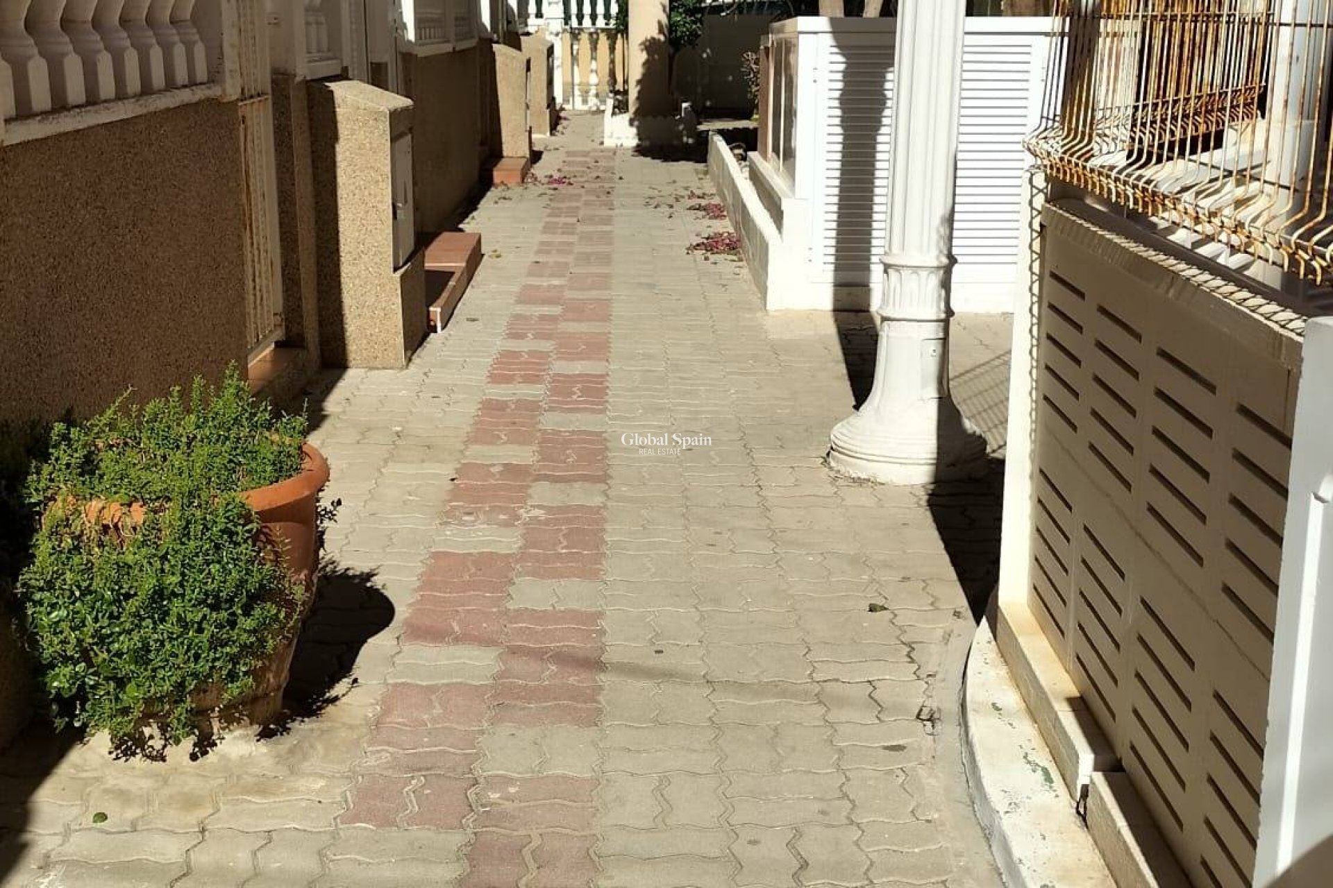 Wiederverkauf - PENTHOUSE -
TORREVIEJA - La Mata pueblo