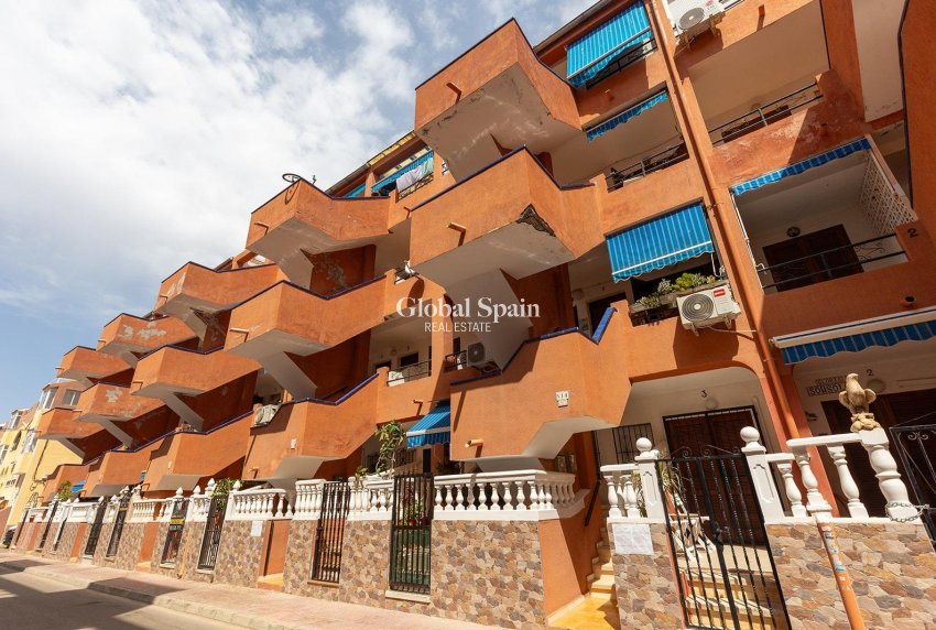 Wiederverkauf - PENTHOUSE -
TORREVIEJA - La Mata pueblo