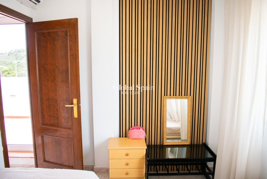 Wiederverkauf - PENTHOUSE -
TORREVIEJA - La Mata