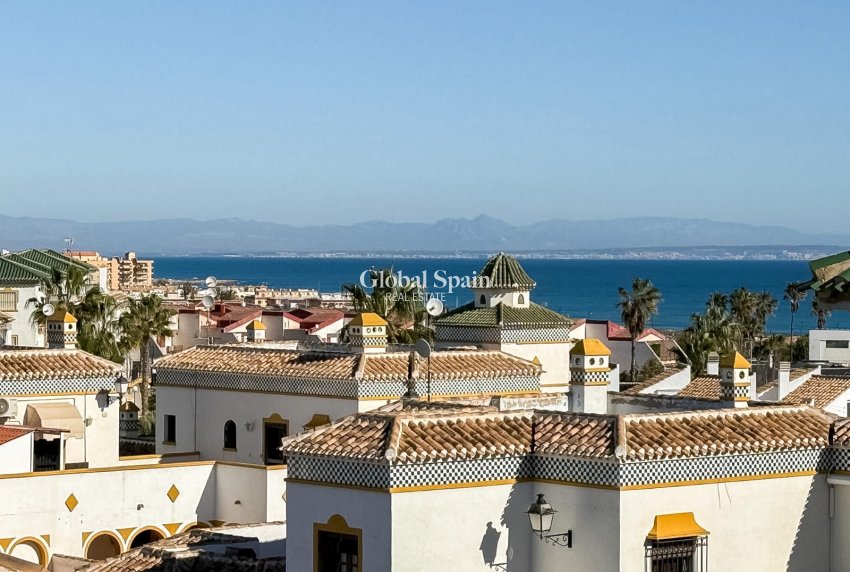 Wiederverkauf - PENTHOUSE -
TORREVIEJA - La Mata