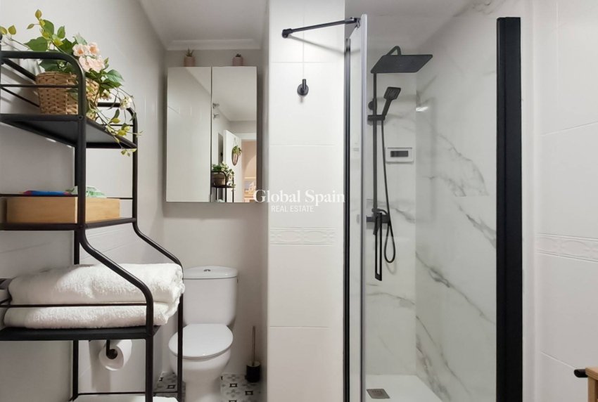 Wiederverkauf - PENTHOUSE -
TORREVIEJA - La Mata