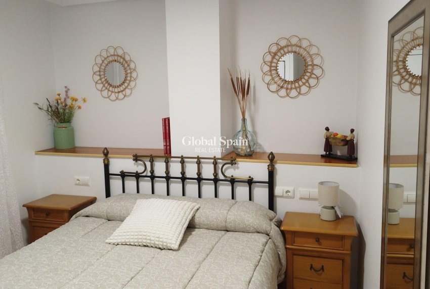 Wiederverkauf - PENTHOUSE -
TORREVIEJA - La Mata