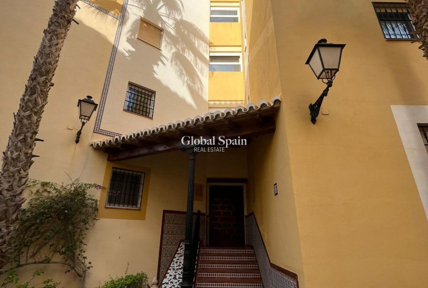 Wiederverkauf - PENTHOUSE -
TORREVIEJA - Los Frutales