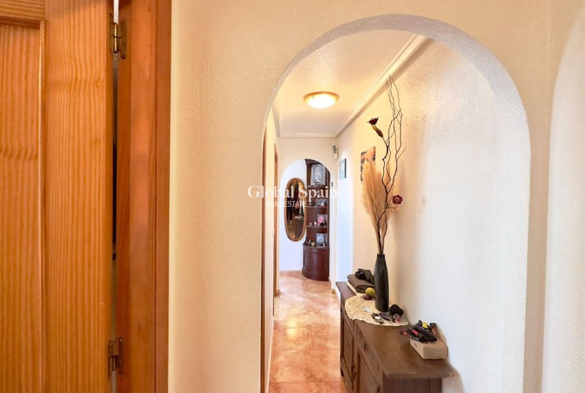 Wiederverkauf - PENTHOUSE -
TORREVIEJA - Parque de las Naciones