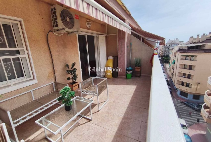 Wiederverkauf - PENTHOUSE -
TORREVIEJA - Parque de las Naciones