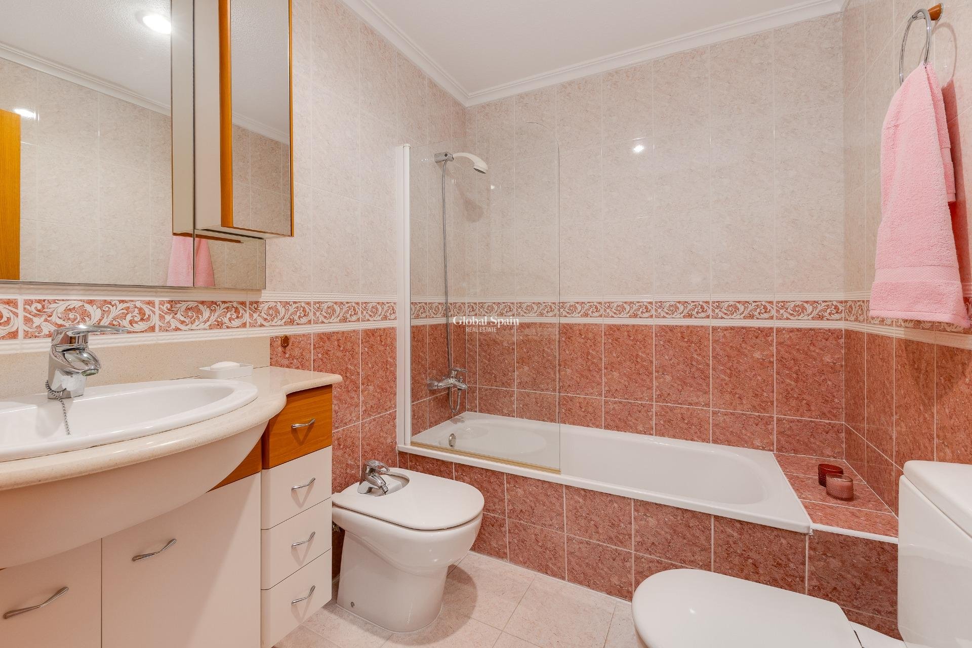 Wiederverkauf - PENTHOUSE -
TORREVIEJA - Paseo maritimo