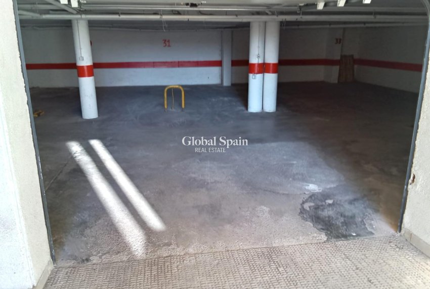 Wiederverkauf - PENTHOUSE -
TORREVIEJA - Playa De La Mata