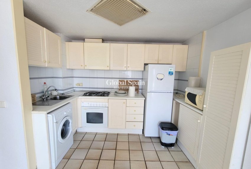 Wiederverkauf - PENTHOUSE -
TORREVIEJA - Playa De La Mata