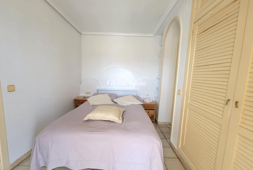 Wiederverkauf - PENTHOUSE -
TORREVIEJA - Playa De La Mata