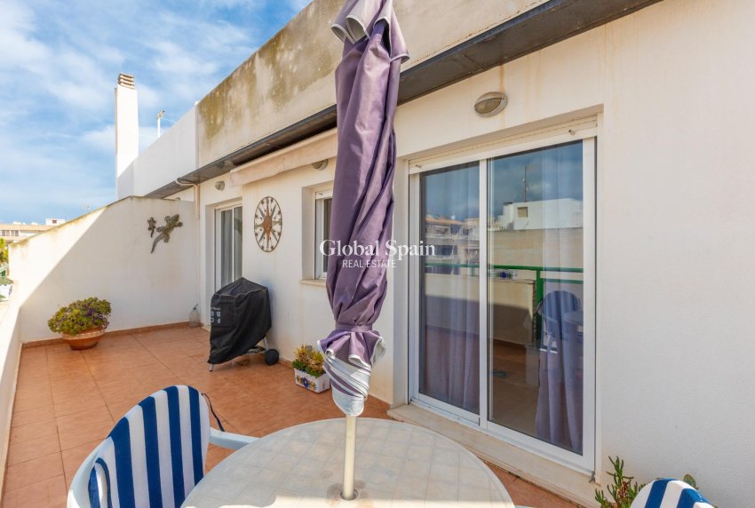 Wiederverkauf - PENTHOUSE -
TORREVIEJA - Playa de los locos