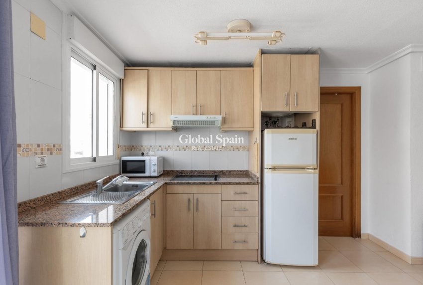 Wiederverkauf - PENTHOUSE -
TORREVIEJA - Playa de los locos