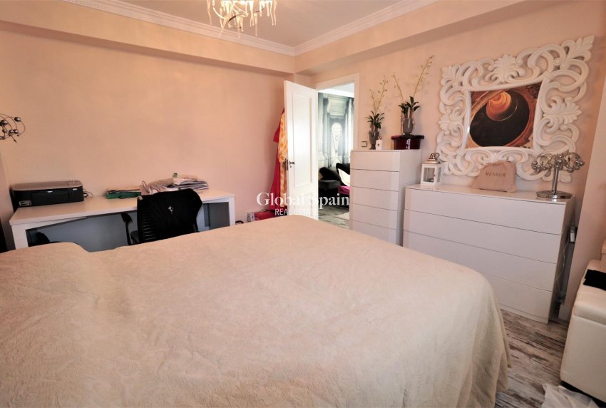 Wiederverkauf - PENTHOUSE -
TORREVIEJA - Playa De Los Náufragos