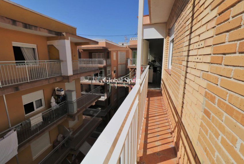 Wiederverkauf - PENTHOUSE -
TORREVIEJA - Playa De Los Náufragos