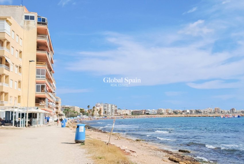 Wiederverkauf - PENTHOUSE -
TORREVIEJA - Playa De Los Náufragos
