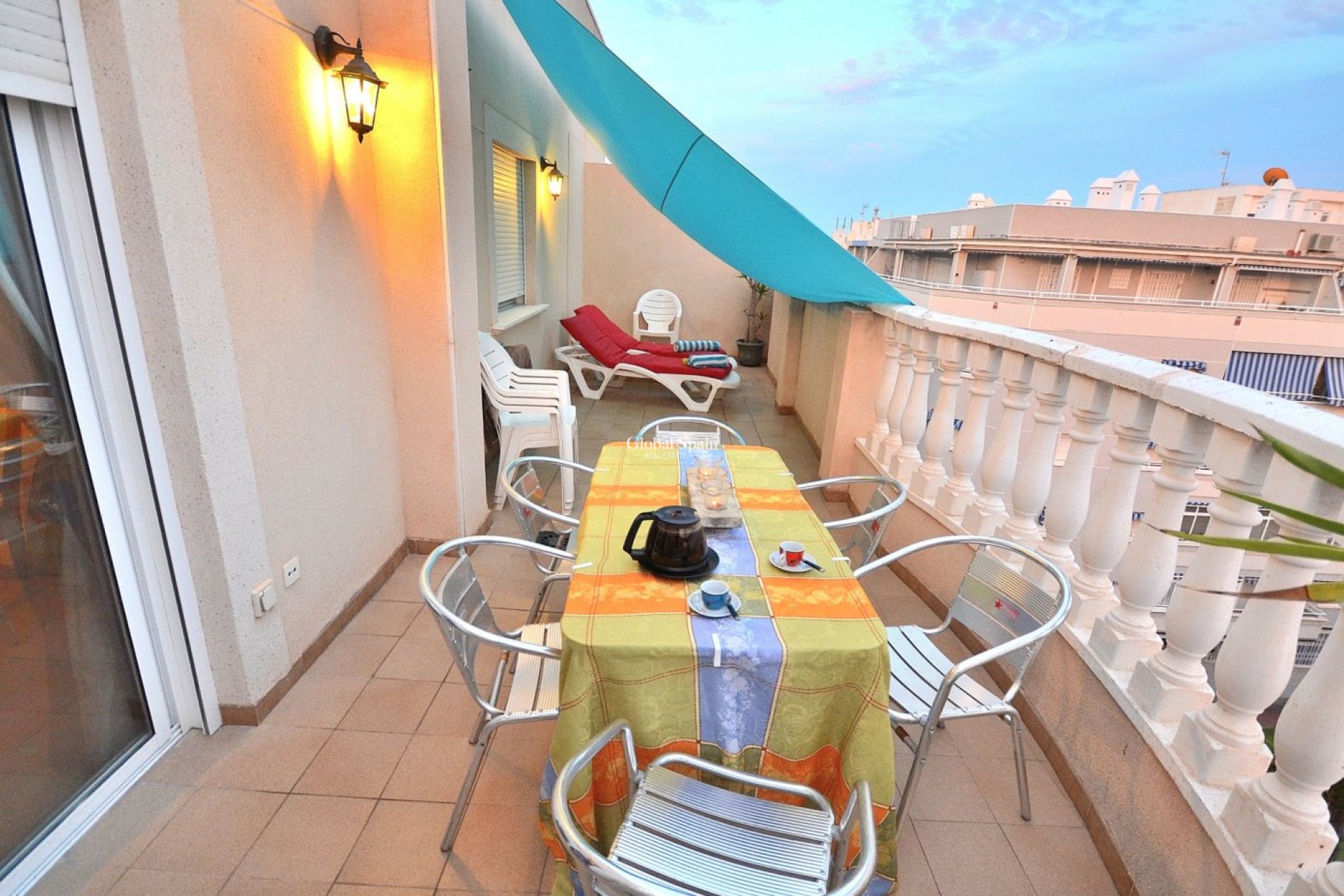 Wiederverkauf - PENTHOUSE -
TORREVIEJA - Playa del Cura