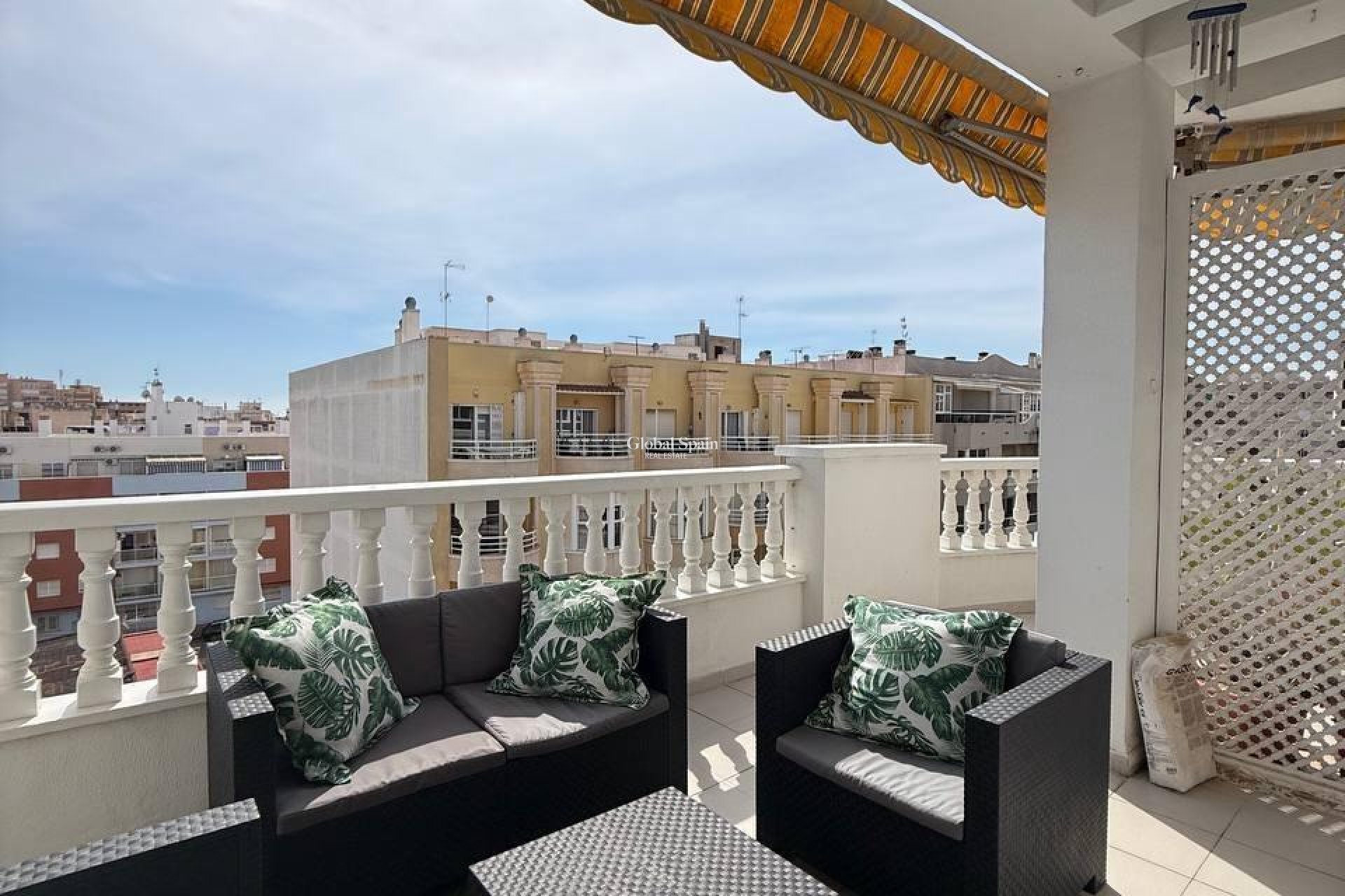 Wiederverkauf - PENTHOUSE -
TORREVIEJA - Playa del Cura