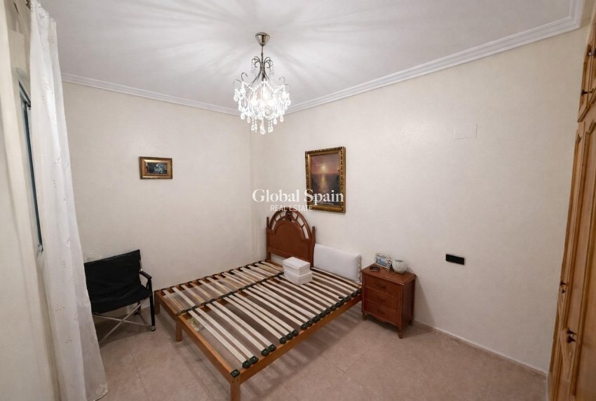 Wiederverkauf - PENTHOUSE -
TORREVIEJA - Playa del cura